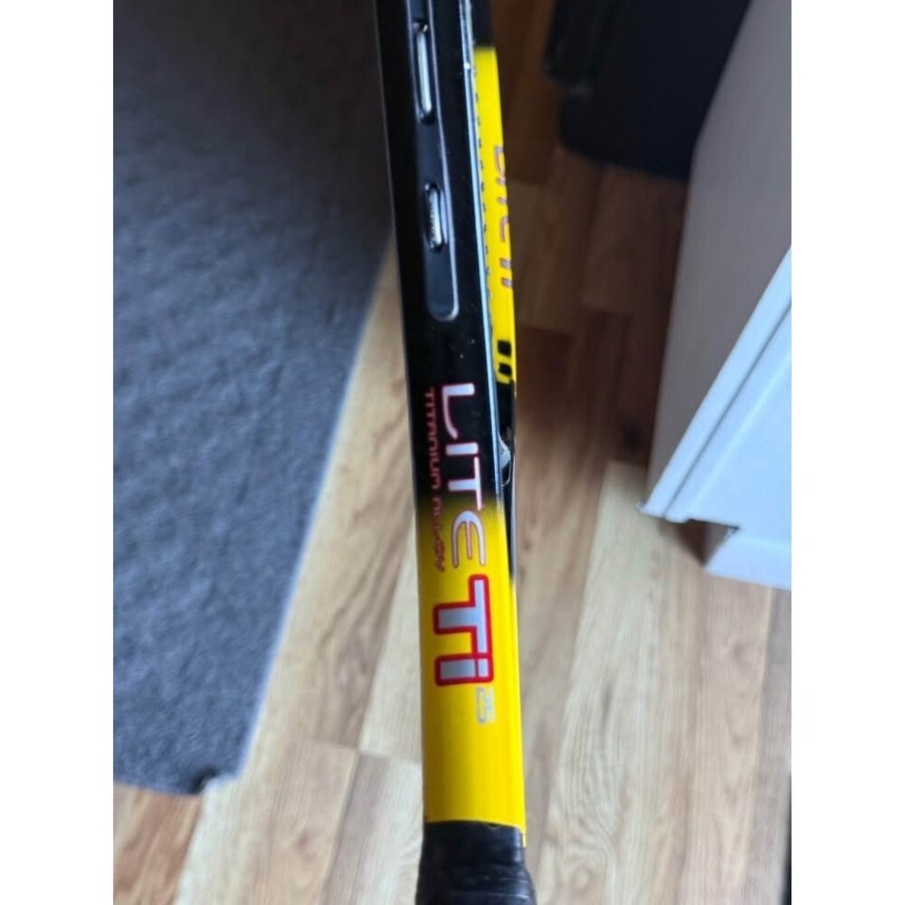 Dunlop Lite Ti Titanium Alloy Yellow Black Tennis Racket with Cover - Picture 3 of 4